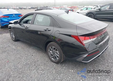 2024 Hyundai Elantra Sel from USA, damaged, VIN KMHLM4DG9RU752779